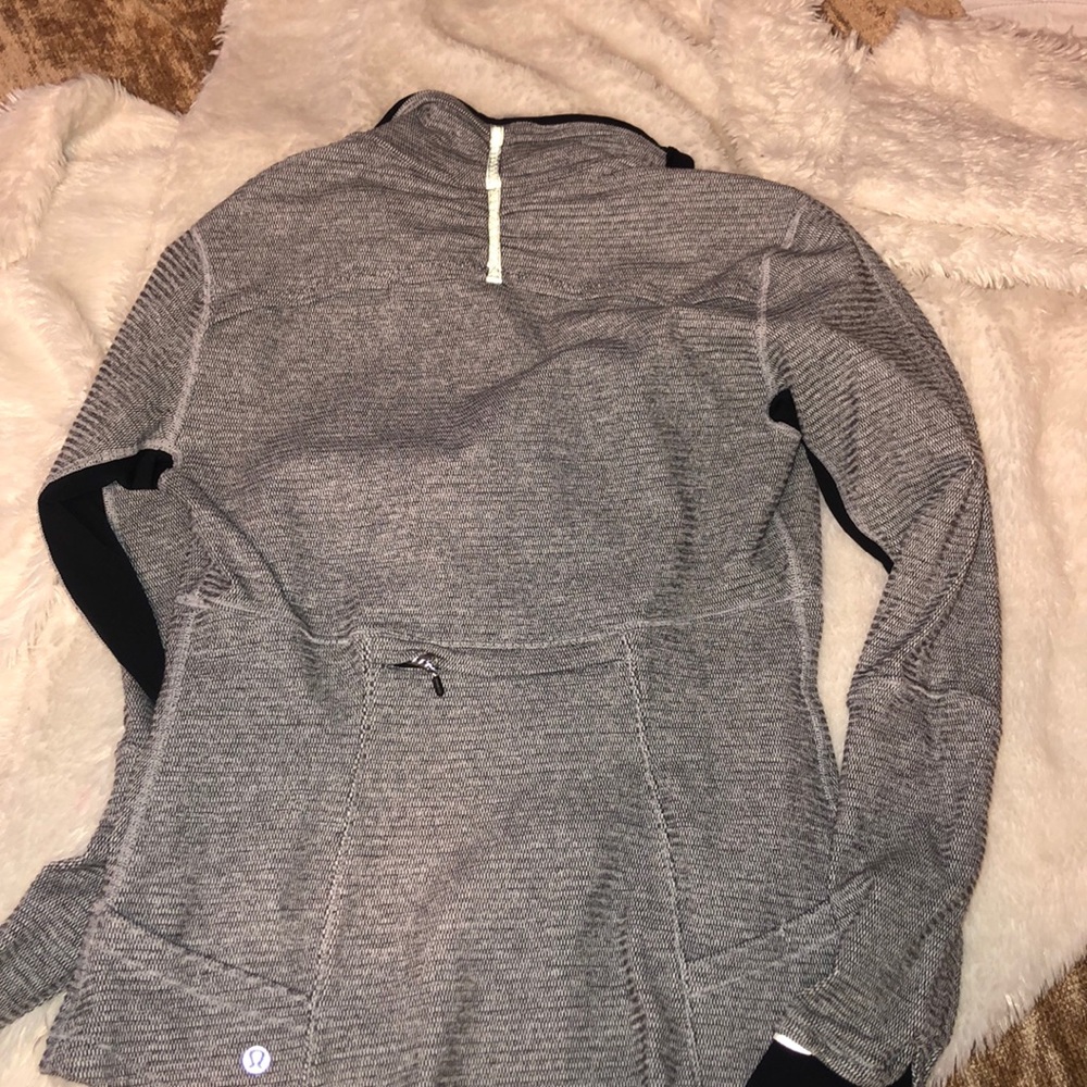 Lululemon jacket - Picture 3 of 3